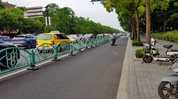 1. 자전거 이용 문화가 활성화된 중국의 경우 대도시에서도 자전거 등의 이동수단을 안전하게 탈 수 있는 도로가 잘 조성돼 있다.사진제공 | 차두원 연구위원