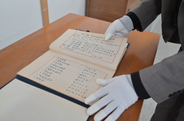 교전일람을 보면 당시 본교의 휴학일이 사방배(四方拜), 명치천황제(明治天皇祭) 등 일본의 명절임을 알 수 있다.