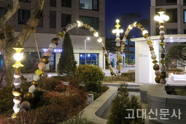 지난해 서울 강북구에 설치된 이후창 작가의 ‘폴라리스 - 별이 빛나는 밤’은 현재 작가가 직접 관리 중이다. 