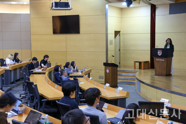 서은숙 교수는 “가슴이 시키는 일을 즐기면 극한의 한계를 넘어서는 용기도 생긴다”고 말했다.