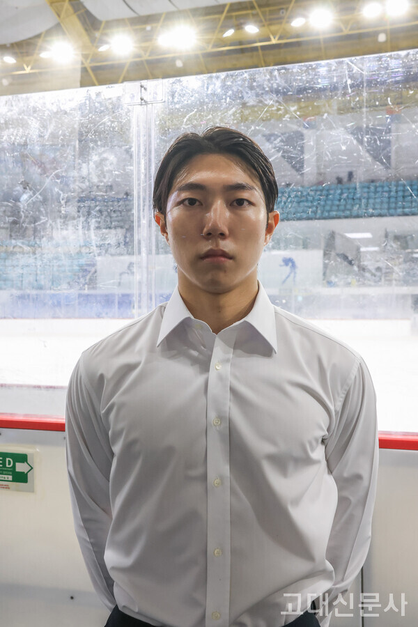  김무성(사범대 체교22, FW)