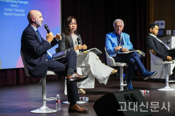 5일 오후 2시에 열린 세션에서 패널들은 동남아시아 주요 국가 간 교육 협력의 중요성을 논의했다.
