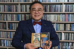 끝없는 음악 사랑, 말과 글로 녹여내는 평론가